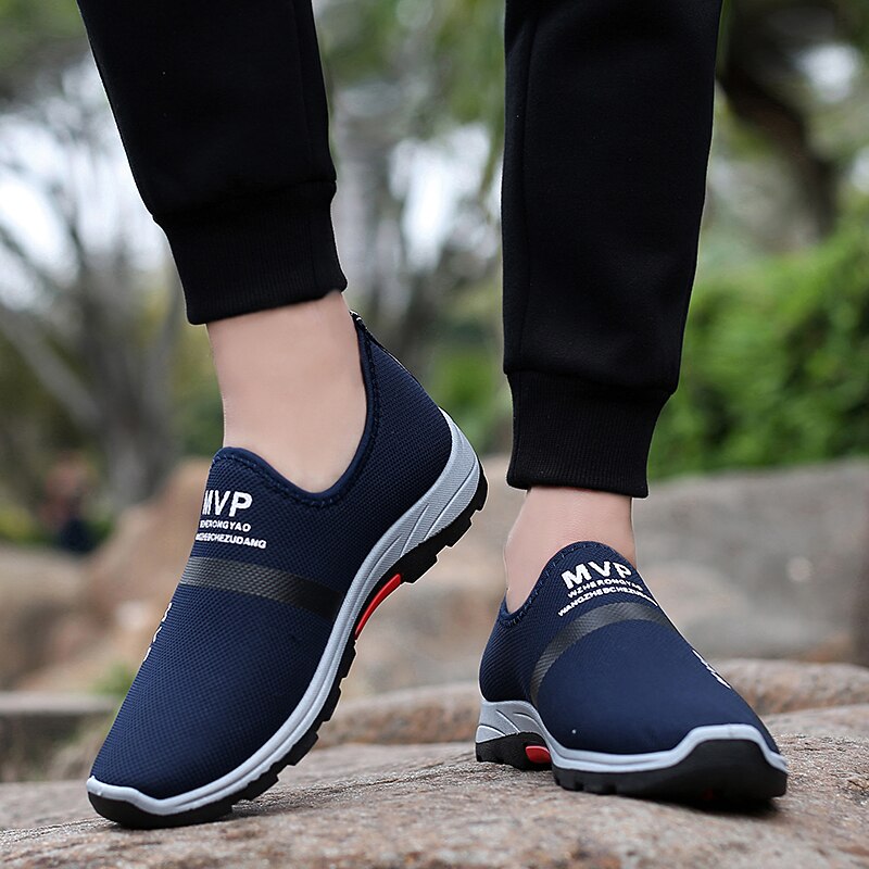 Summer Mesh Men Shoes Lightweight Sneakers Men Fashion Casual Walking Shoes Breathable Slip on Mens Loafers Zapatillas Hombre